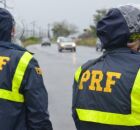 Agentes da Pol&iacute;cia Rodovi&aacute;ria Federal.