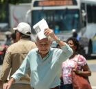 Idoso no calor extremo