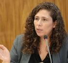 Ministra da Gest&atilde;o e da Inova&ccedil;&atilde;o em Servi&ccedil;os P&uacute;blicos, Esther Dweck.