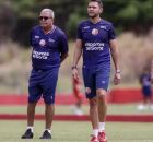 H&eacute;lio dos Anjos e Guilherme dos Anjos no CT.