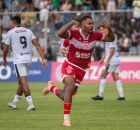 Mikael &eacute; o homem gol do CRB.