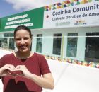 Raquel Lyra em cozinha comunit&aacute;ria 