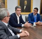 Presidente da Alepe, deputado &Aacute;lvaro Porto, presidente da Amupe e prefeito de Alian&ccedil;a, Pedro Freitas e Diego Cabral, prefeito de Camaragibe.
