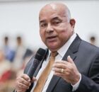 Pastor da Assembleia de Deus critica "maridos trof&eacute;us" durante prega&ccedil;&atilde;o