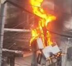 Inc&ecirc;ndio registrado em um poste de energia el&eacute;trica.