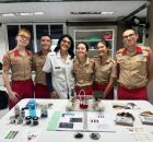 Estudantes do Col&eacute;gio Militar do Recife.