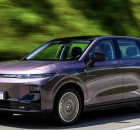 Leapmotor B10, SUV El&eacute;trica sob o guarda-chuvas da Stellantis.
