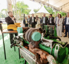 Primeiro motor movido a etanol e diesel da hist&oacute;ria feito pela Bosh.