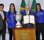 Presidente Lula sancionou lei com as regras para a Copa do Mundo Feminina de 2027 no Brasil