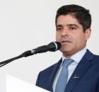 Avi&atilde;o com ACM Neto apresenta problemas t&eacute;cnicos.