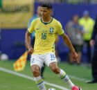Douglas Santos, lateral da Sele&ccedil;&atilde;o Brasileira.
