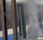 Trem do sistema de Ve&iacute;culos Leves sobre Trilhos.