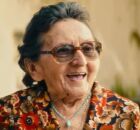 T&iacute;tulo de cidad&atilde; recifense para a atriz T&acirc;nia Maria, de 79 anos.