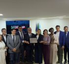 Fernando Dueire recebe t&iacute;tulo de cidad&atilde;o de Camaragibe.