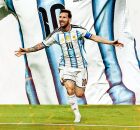 Messi se torna o maior artilheiro da hist&oacute;ria das Copas.