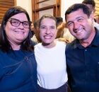 Governadora Raquel Lyra, a prefeita de Ribeir&atilde;o, Carol Jord&atilde;o e o prefeito Jeyson Falc&atilde;o de Primavera.
