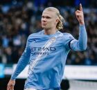 Erling Haaland comemora gol pelo Manchester City 
