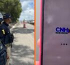 Motociclista inabilitado &eacute; detido em Paulista (PE) ao apresentar aplicativo falso da CNH.