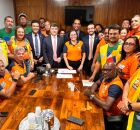 Proposta de Emenda &agrave; Constitui&ccedil;&atilde;o (PEC) que garante a aposentadoria especial dos Agentes Comunit&aacute;rios de Sa&uacute;de (ACS). 