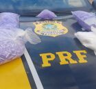 O suspeito transportava cerca de dois quilos de coca&iacute;na em uma mochila.