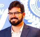 C&eacute;sar Ramos recebe pr&ecirc;mio de destaque na pol&iacute;tica pernambucana