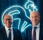 Zidane &eacute; apresentado oficialmente como novo treinador da Fran&ccedil;a.
