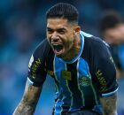 Gr&ecirc;mio em busca da classifica&ccedil;&atilde;o na Sul-Americana.