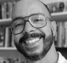 Morre aos 47 anos o dramaturgo e professor Jo&atilde;o Sanches, refer&ecirc;ncia do teatro baiano