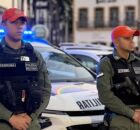 Policiais militares na Pra&ccedil;a do Carmo, no Recife.