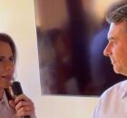Clarissa T&eacute;rcio ao lado de Fl&aacute;vio Bolsonaro