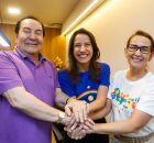 Raquel Lyra junto a Iza&iacute;as R&eacute;gis e D&eacute;bora Almeida