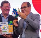 Presidente do Conselho Deliberativo da Associa&ccedil;&atilde;o Brasileira dos Ouvidores (ABO), Edson Vismona e o prefeito de Jaboat&atilde;o Mano Medeiros.