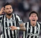 Botafogo enfrenta Chapecoense pelo Brasileir&atilde;o.