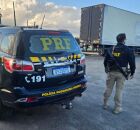 Uma carga com cerca de 250 mil ma&ccedil;os de cigarros de origem paraguaia.
