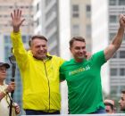 Jair e Fl&aacute;vio Bolsonaro.
