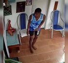 C&acirc;meras de seguran&ccedil;a registraram parte da invas&atilde;o &agrave; resid&ecirc;ncia em Vit&oacute;ria de Santo Ant&atilde;o.