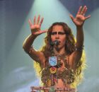 Marina Sena durante apresenta&ccedil;&atilde;o no Recife.