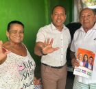 Professor Lup&eacute;rcio durante agenda no bairro de Sapucaia, em Olinda.