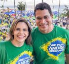 Clarissa e Pastor J&uacute;nior T&eacute;rcio em ato de 7 de Setembro no Recife.