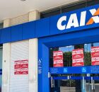 Greve na Caixa. 