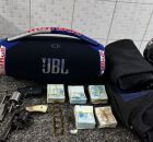 Pol&iacute;cia apreendeu armas, muni&ccedil;&atilde;o, celular e o valor roubado.