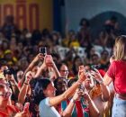 Mar&iacute;lia Arraes durante ato de campanha.