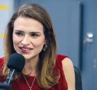 Mar&iacute;lia Arraes durante sabatina.