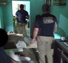 Segundo a Pol&iacute;cia Civil, o grupo investigado teria praticado irregularidades relacionadas a um Termo de Coopera&ccedil;&atilde;o firmado entre o munic&iacute;pio de Ara&ccedil;oiaba e o Instituto Reviver Brasil.