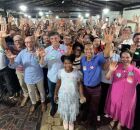 Professor Lup&eacute;rcio participa de encontro com aliados.