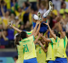 Sele&ccedil;&atilde;o Brasileira em partida na Arena Pernambuco