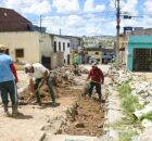 Prefeitura de Gravat&aacute; substitui tubula&ccedil;&otilde;es de esgoto danificadas no bairro Princesa de Gales.