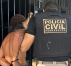 Pol&iacute;cia prende envolvidos em tr&aacute;fico de drogas em Caruaru