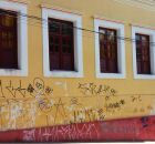A Lei de Crimes Ambientais prev&ecirc; puni&ccedil;&atilde;o para quem pichar ou sujar edifica&ccedil;&otilde;es e monumentos urbanos.