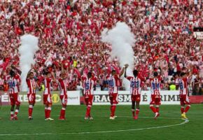 Aflitos lotado em dia de jogo do N&aacute;utico.